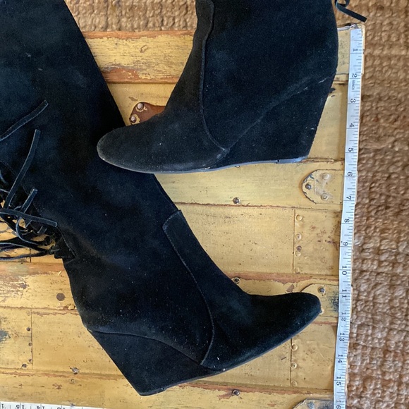 FREE PEOPLE 100% SUEDE LEATHER FRINGE TALL KNEE BOOTS FRINGE WEDGE - Picture 7 of 13